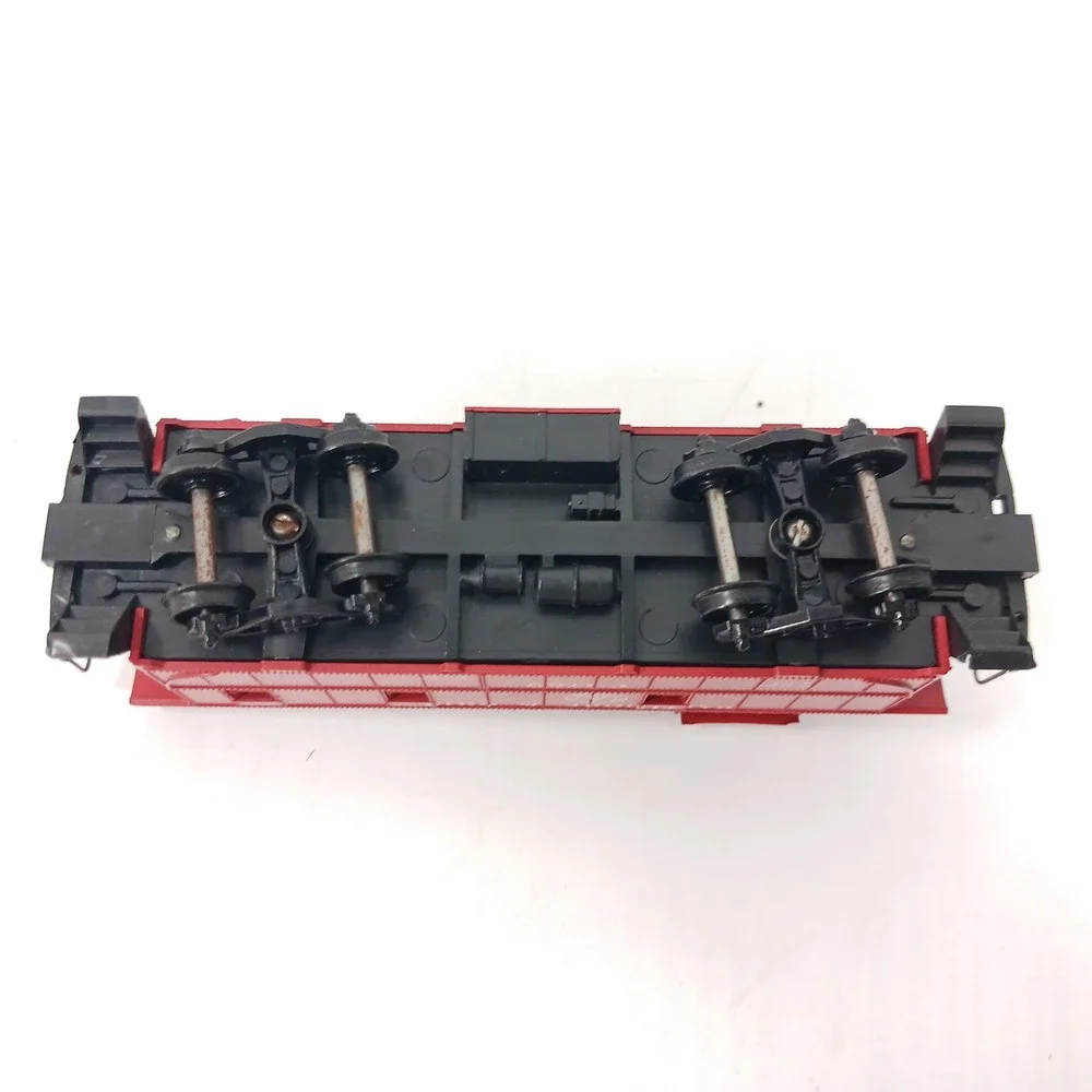 Athearn Baltimore & Ohio B&O Caboose C-1769 Red HO Scale Model Train Car